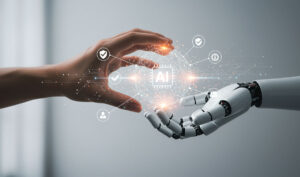 Eine menschliche Hand und eine Roboterhand berühren sich vorsichtig und halten eine leuchtende Kugel mit dem Symbol „AI“ in der Mitte. Um die Kugel herum schweben digitale Symbole für Sicherheit und Transparenz. Das Bild symbolisiert die Balance zwischen Künstlicher Intelligenz und Wahrheit in einer digitalen Welt, in der Fake News eine wachsende Herausforderung darstellen.